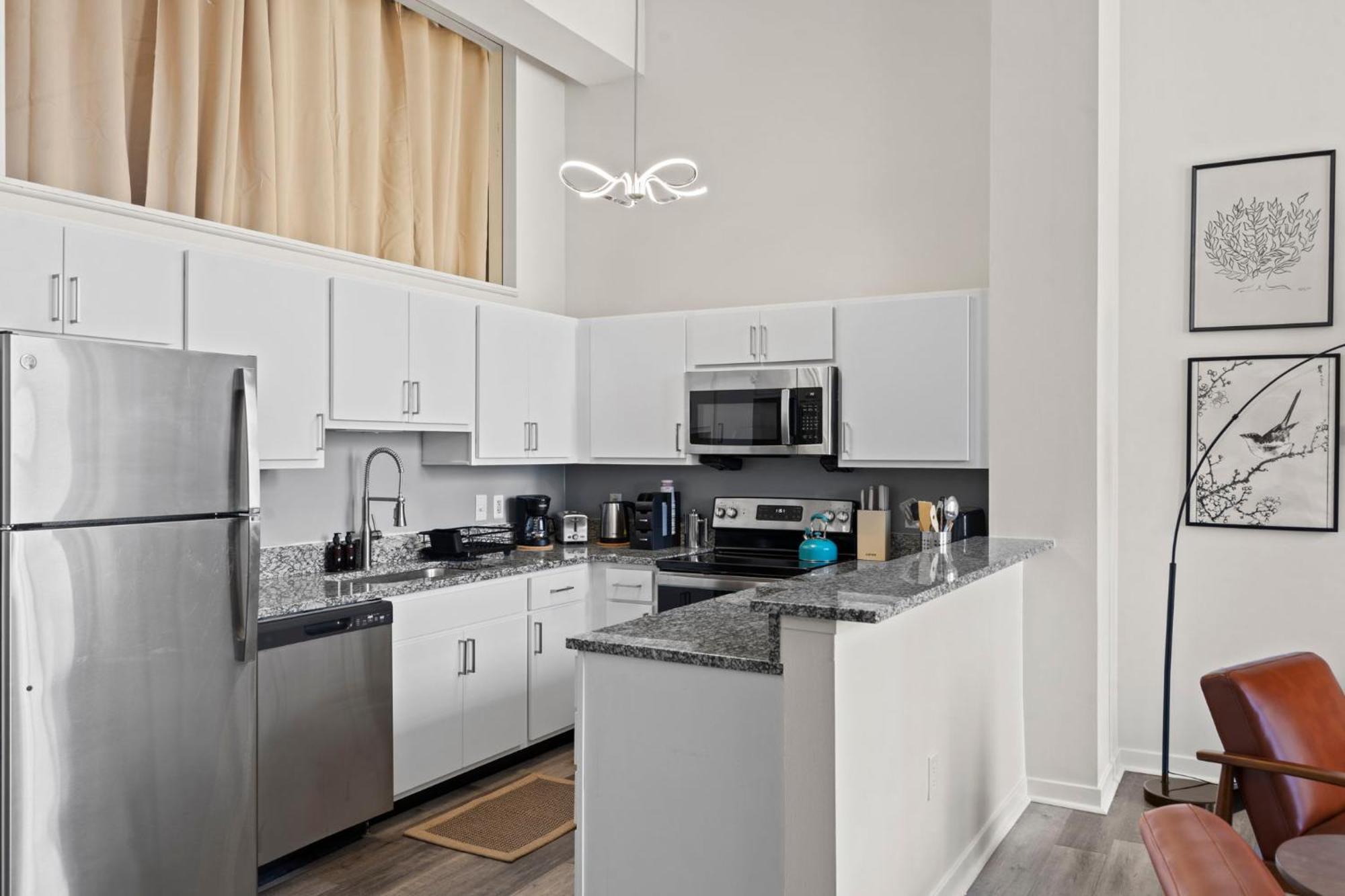 Indy Urban Stay - Skywalk - Sleeps 8 - Downtown - Stadium Indianapolis Exteriör bild
