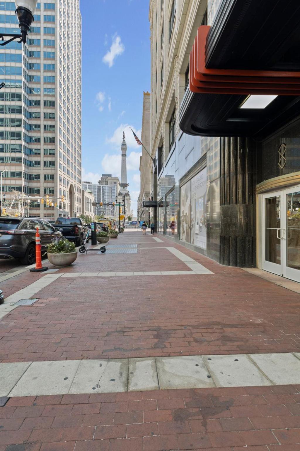Indy Urban Stay - Skywalk - Sleeps 8 - Downtown - Stadium Indianapolis Exteriör bild